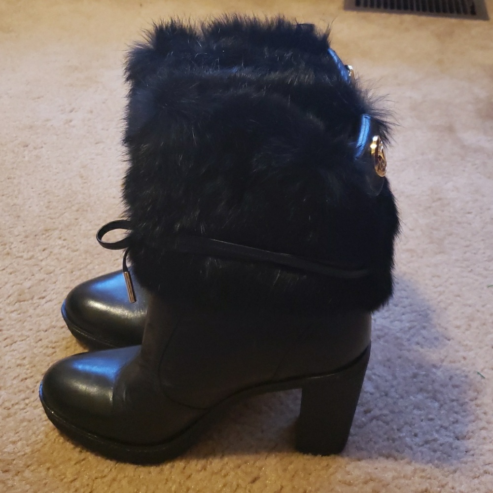 Michael Kors Leather/Fur boots - Picture 2 of 5